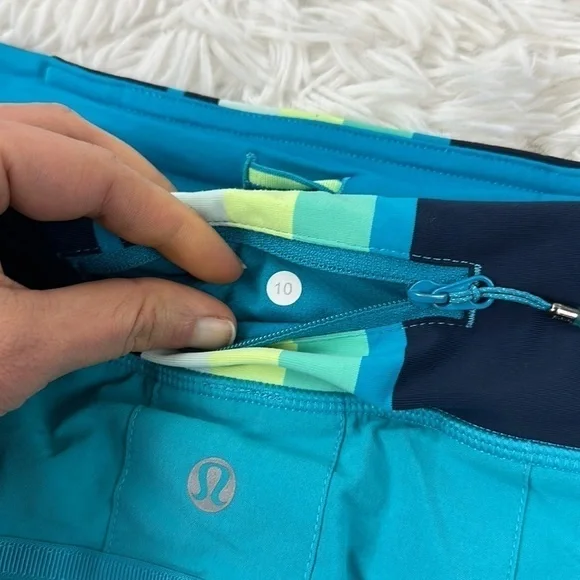 Lululemon Run: Pace Setter Skirt *4-way Stretch Surge / Assorted Stripe - Picture 8 of 9